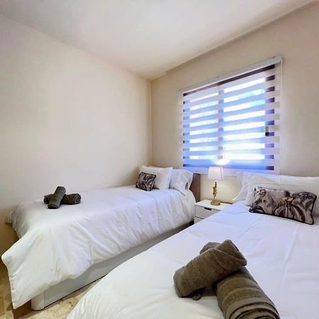 Modern 2 Bedroom Beachside Apartment Nr72 Los Alcázares Εξωτερικό φωτογραφία