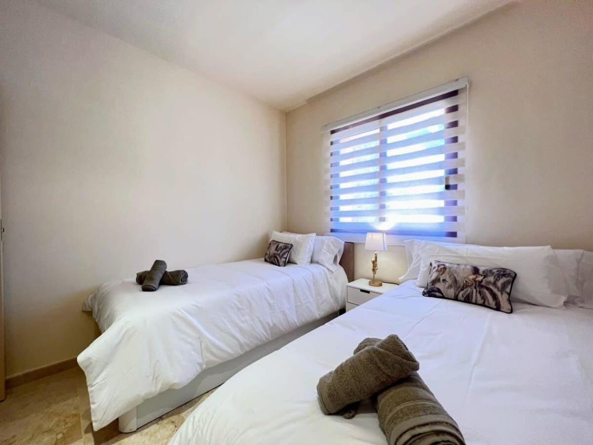 Modern 2 Bedroom Beachside Apartment Nr72 Los Alcázares Εξωτερικό φωτογραφία